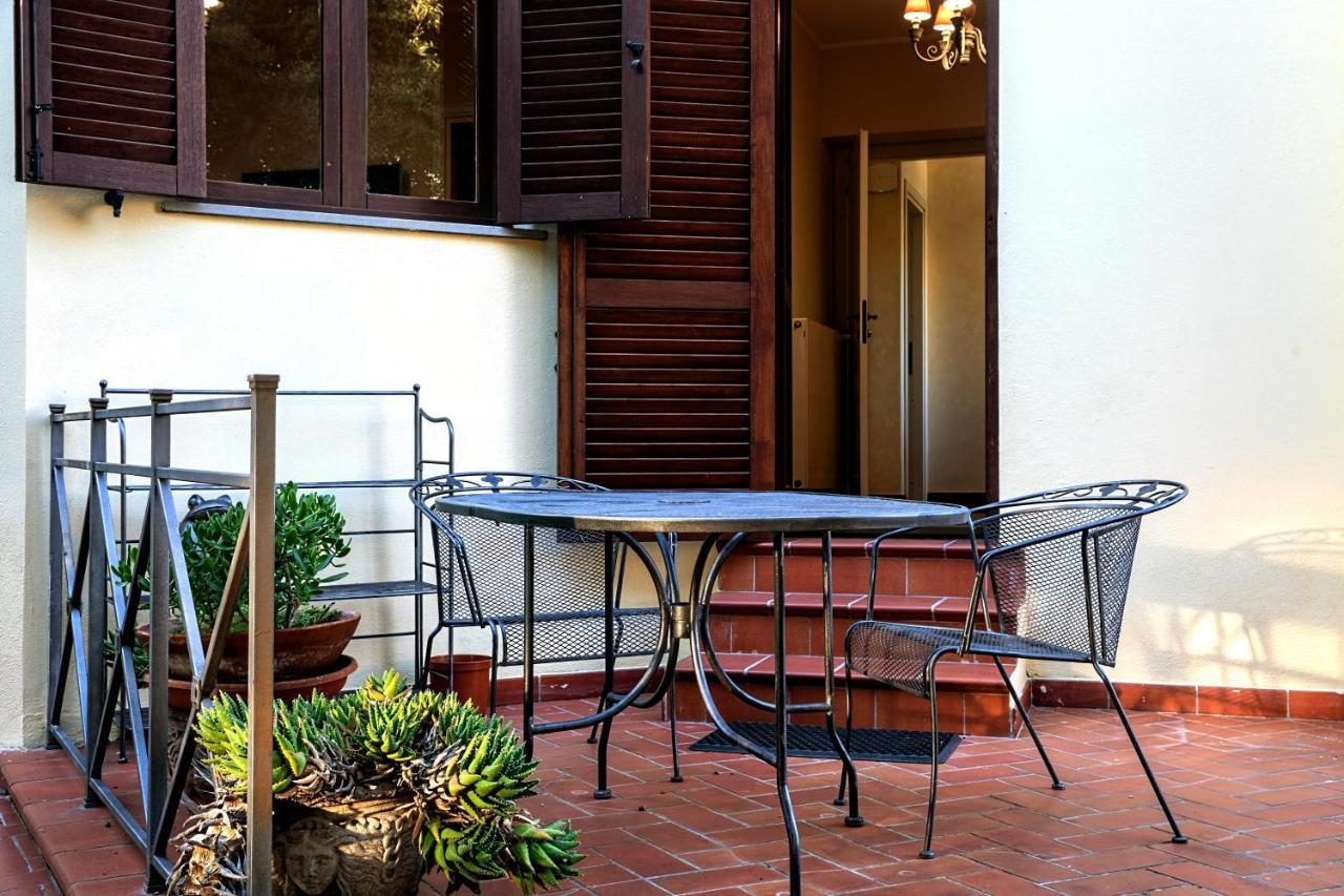 Guest House Dalu ดอร์กาลี ภายนอก รูปภาพ