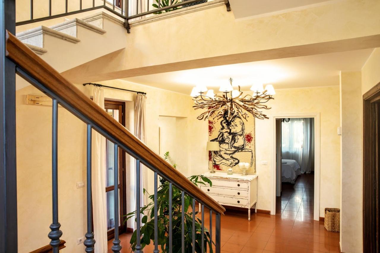 Guest House Dalu ดอร์กาลี ภายนอก รูปภาพ