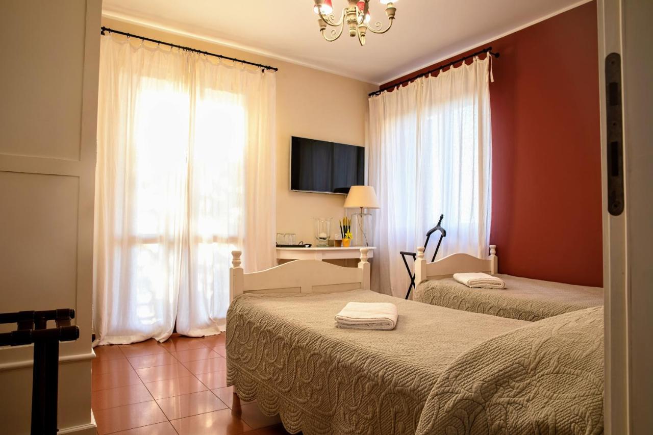 Guest House Dalu ดอร์กาลี ภายนอก รูปภาพ
