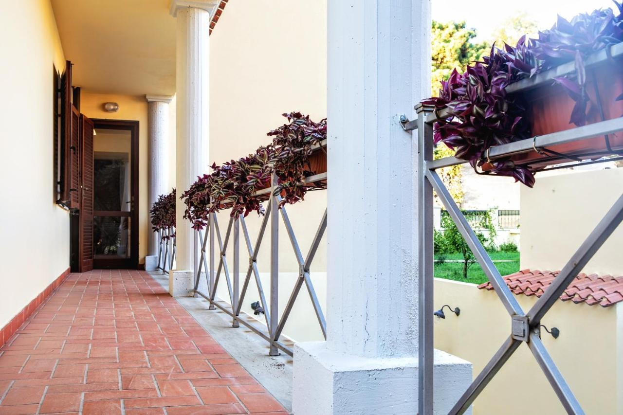 Guest House Dalu ดอร์กาลี ภายนอก รูปภาพ